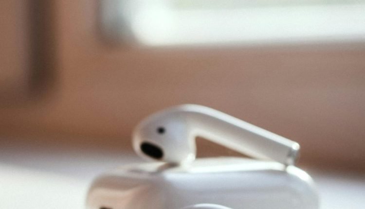 Rs 125 Only Wireless Earbuds